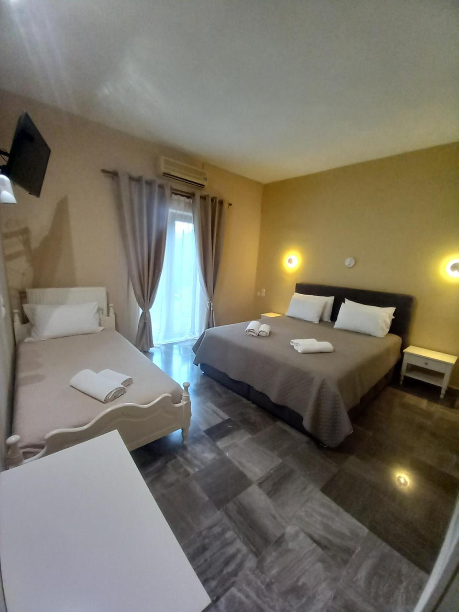 Hermes Hotel Mythimna Exterior photo